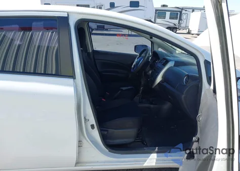 2016 Nissan Versa Note S (Sr) из США, поврежденный, VIN 3N1CE2CP2GL400077